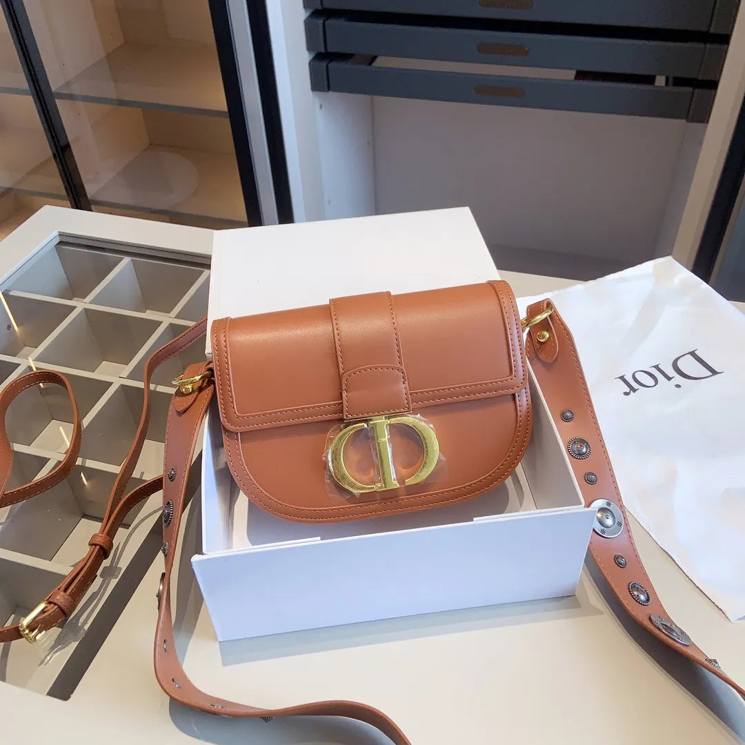 【DIOR】ディオール2023夏の新作発表ショルダーバッグ