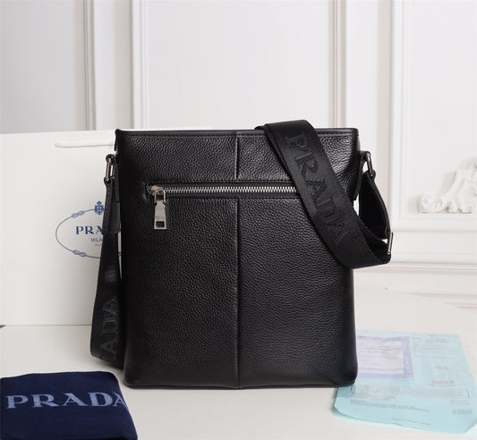 【PRADA 公式旗艦店】プラダ ショルダーバッグ 当日出荷 好評に付き再入荷!25*27*5CM