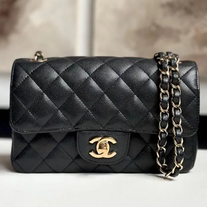【大人気!完売必至☆】CHANEL シャネル ミニフラップバッグ