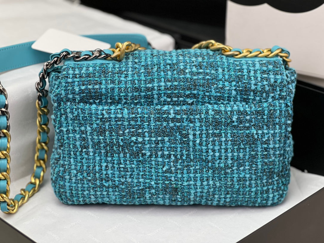 CHANEL 19 HANDBAG AS1161