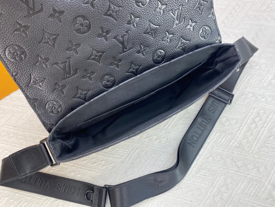 【人気】LV S-Cape モノグラムメッセンジャーバッグ ショルダー M46794 M23741