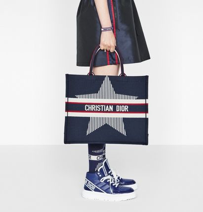 【星の刺繍がポイント♪】DIOR BOOK TOTE トートバッグ