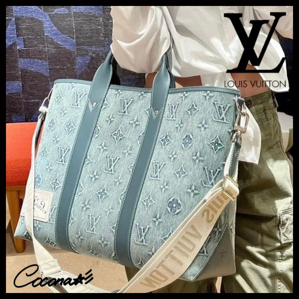 Louis Vuitton バッグ《Weekend》ブルー レザー ロゴ 直営店 M22537