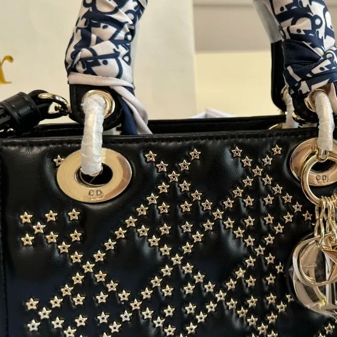 Lady Dior ディオールの小さな星の妃のハンドバッグ