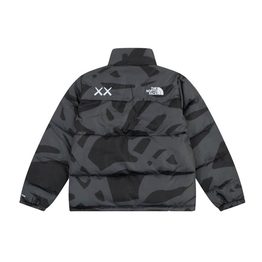 【The North Face】KAWS1996 ダウンジャケット ご好評に付き再入荷!