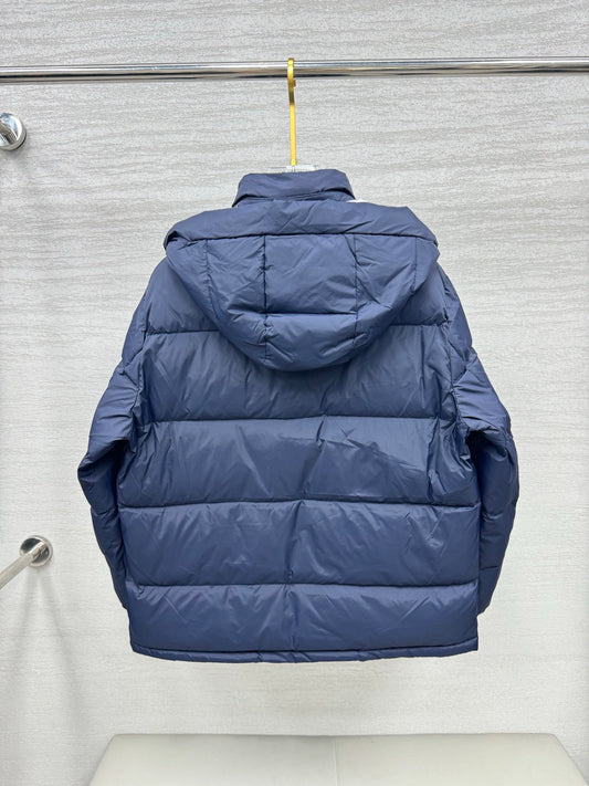 【GUCCI旗艦店】グッチ ダウンジャケット ご好評に付き再入荷!