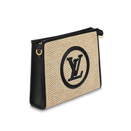 【LOUIS VUITTON】ヴィトンTシャツスニーカーパーカーに合うショルダーバッグ