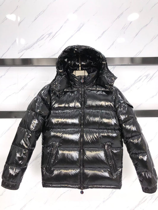 【Moncler全国送料無料】【即日出荷】新作数量限定予行販売モンクレールダウンジャケット