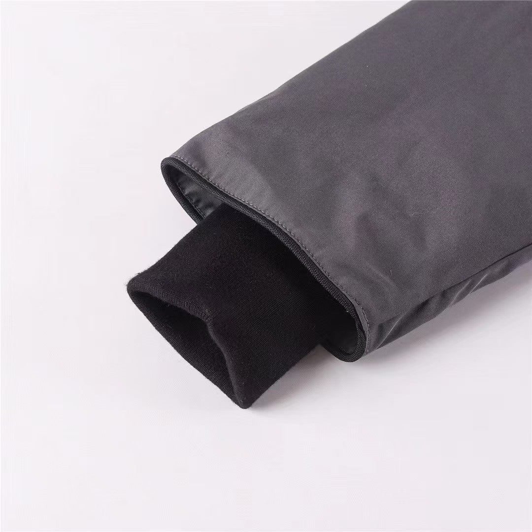 【Canada Goose】カナダグース 男女兼用、ご好評に付き再入荷!