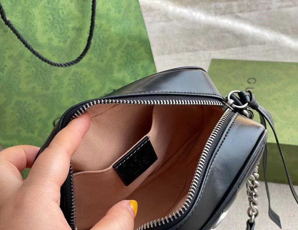 グッチの新型S 21カメラの包み