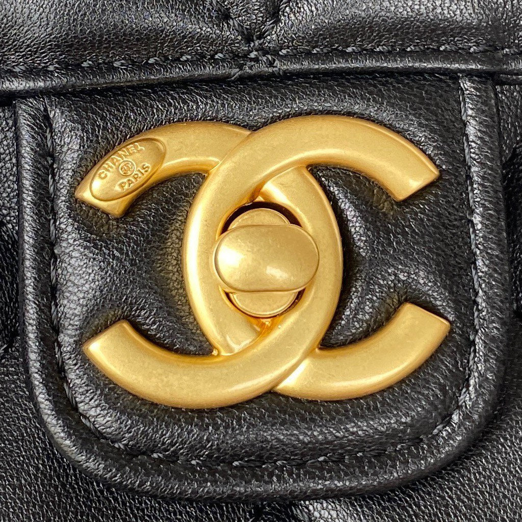 Chanel MINI FLAP BAG AS3648