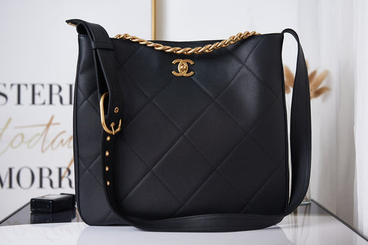 CHANEL SHOPPING BAG C-051