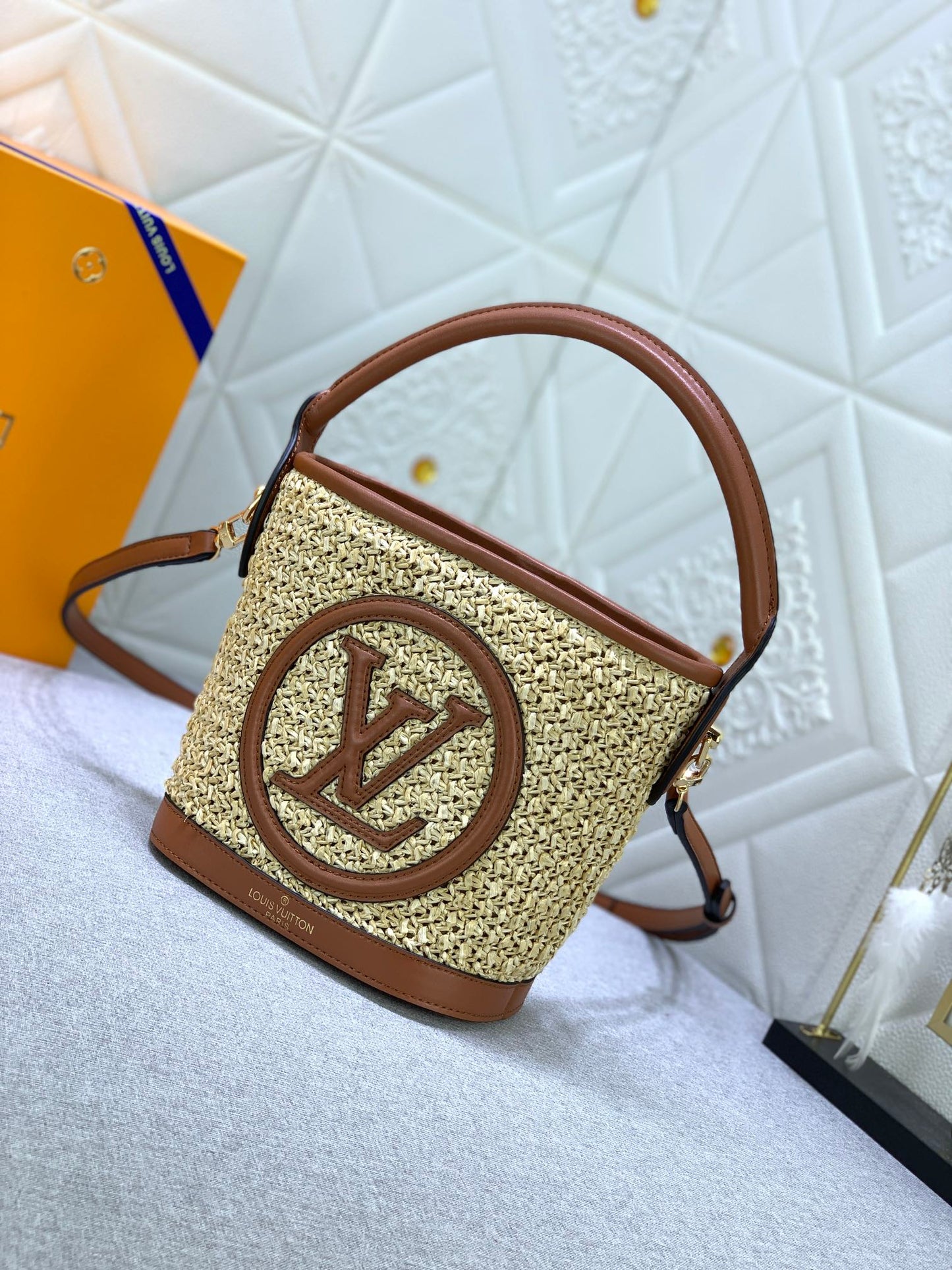 【louis vuitton】*国内発送*★新作 louis vuittonバッグ★-BUYMA
