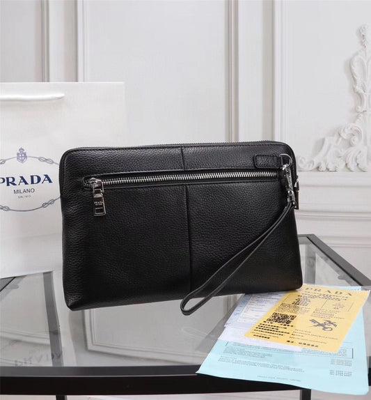 【PRADA 公式旗艦店】プラダ クラッチバッグ 当日出荷 好評に付き再入荷!28*18*3CM