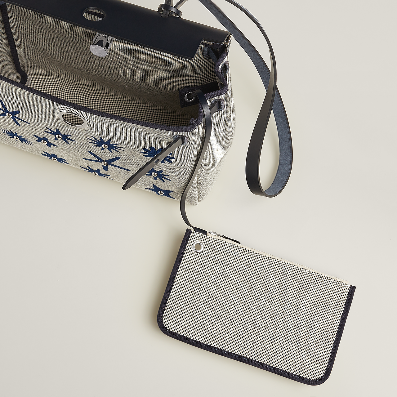 Herbag ジップ 31ホブネイル ハンドバッグ3