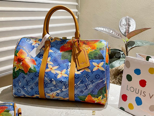 L&V 24の新モデル トラベルバッグ ボストンバッグ