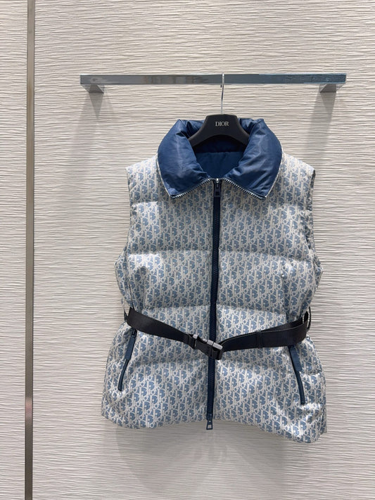 【DIOR公式 旗艦店】(ディオール ) ダウンベスト、ご好評に付き再入荷!