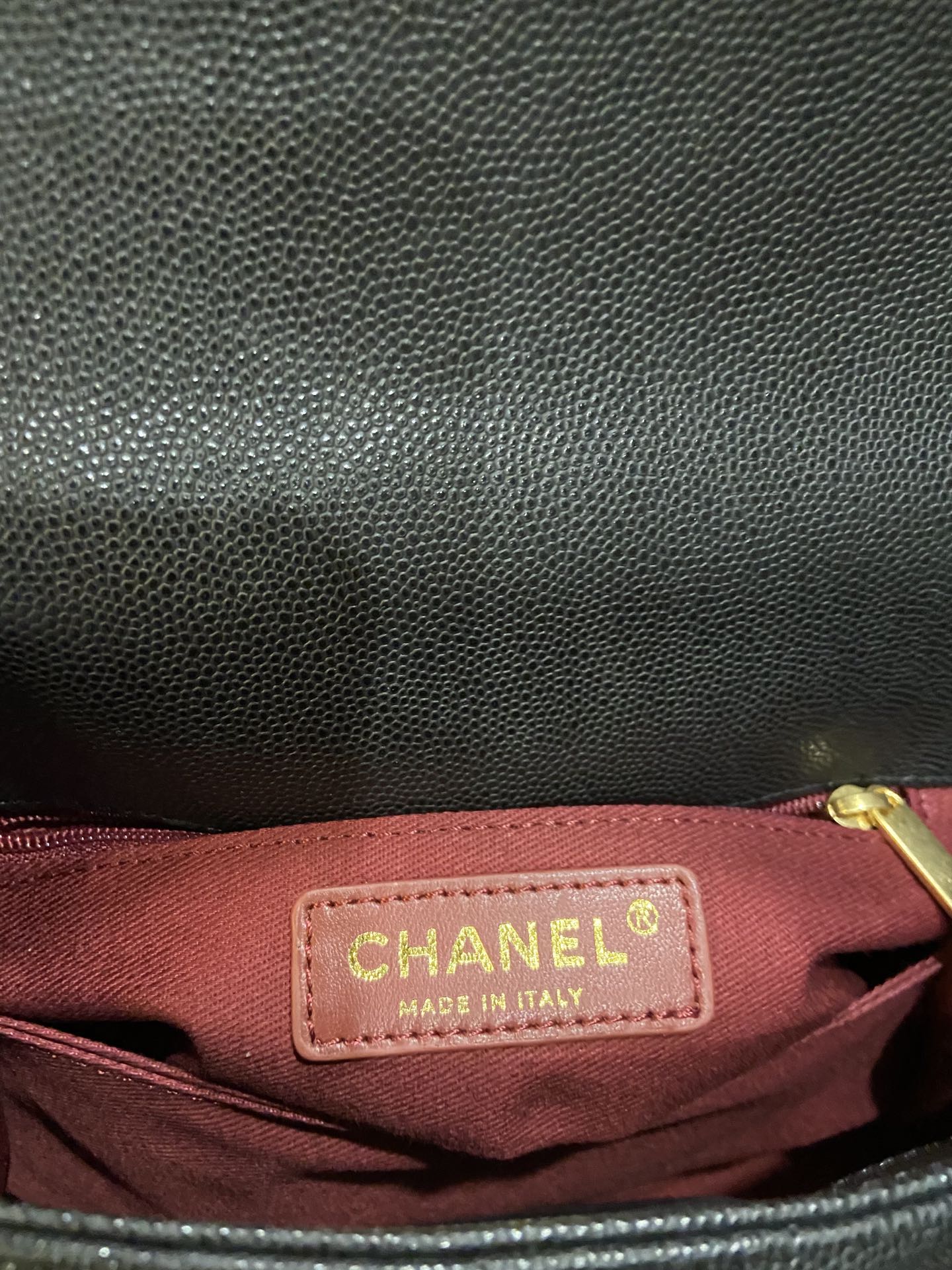 Chanel Cowhide handbag A92990