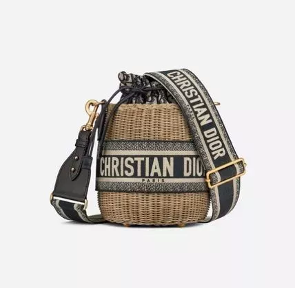 完売前に!DIOR 即納・関税込 DIOR WICKER かごバッグ ストロー