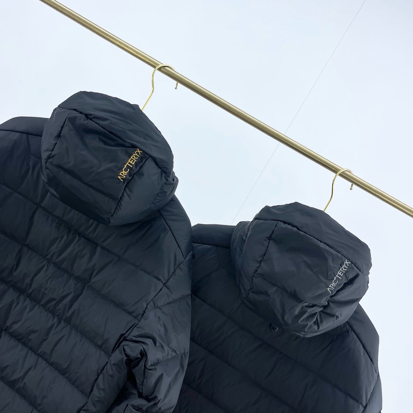 【ARC TERYX公式旗艦店】ダウンジャケット ご好評に付き再入荷!