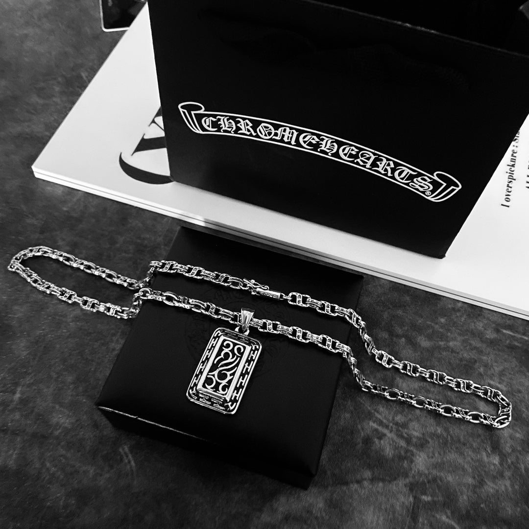 【CHROME HEARTS 】ネックレス、新しいネックレス万能シンプルファッションオーナメント