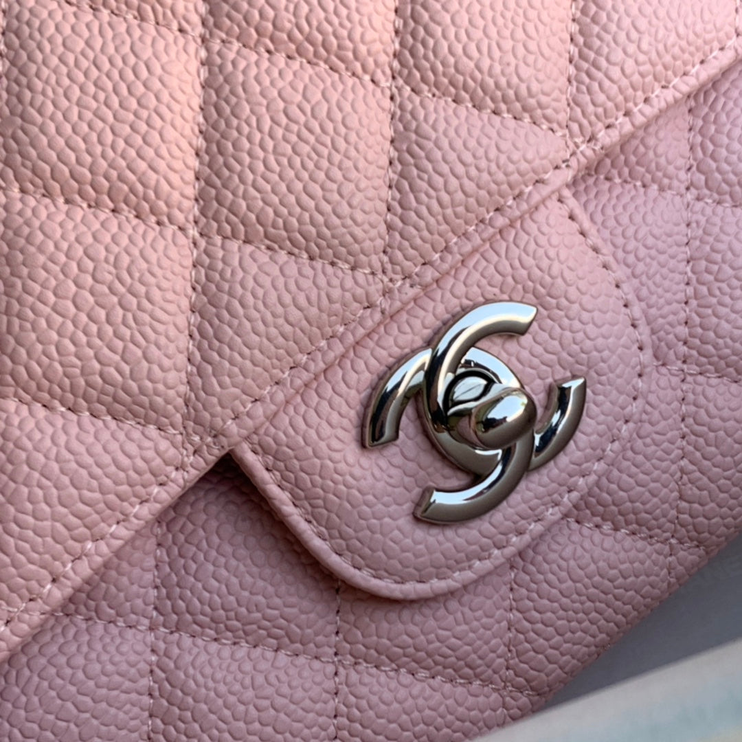 Chanel Flap Bag 1112