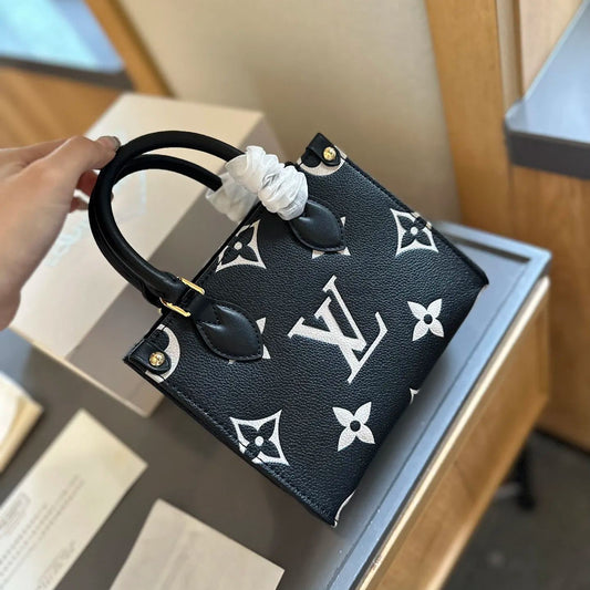 Louis Vuitton◇OnTheGo ハンドバッグは、モノグラム アンプラント レザーのエレガンスを解き放ちます