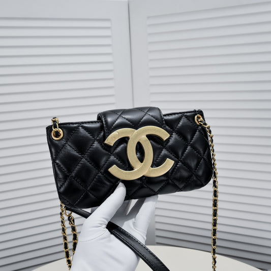 CHANEL💠24C AS4611