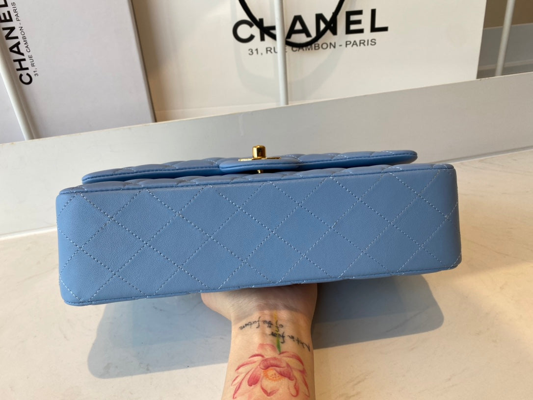 Chanel Flap Bag 1112