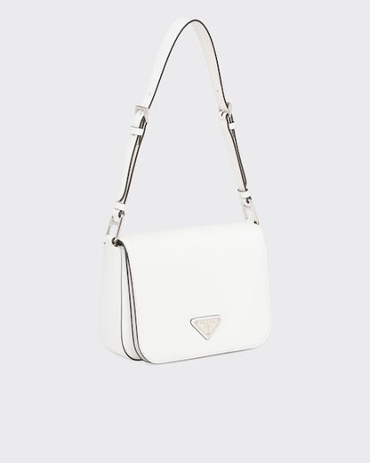 大人気！雑誌「VIVI」に掲載!藤田ニコルの愛用ブランドの新作バッグが掲載されたブラックレザーショルダーバッグ 大人の女性へ