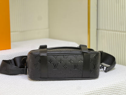 エレガント☆Louis Vuitton☆LV トレイル ショルダーバッグ M46972