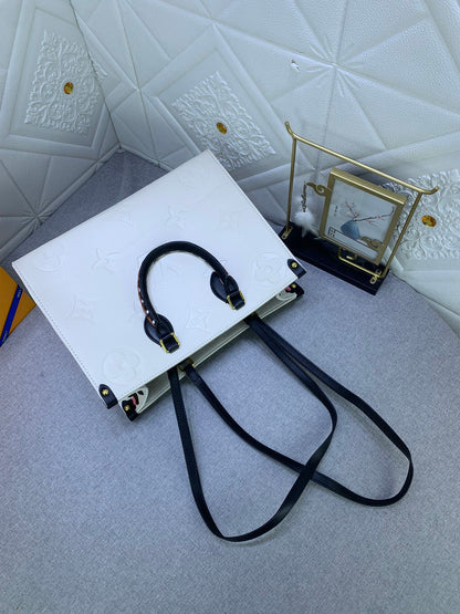 Louis Vuitton(ルイヴィトン)新作モデルが登場【LV CRAFTY ONTHEGO ハンドバッグ】