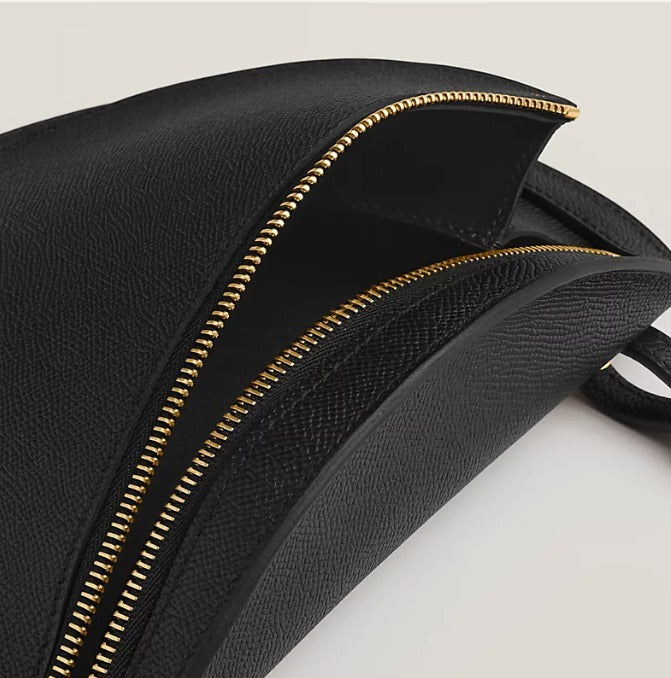 【お洒落メンズへ】HERMES　プチコースバッグ　ショルダーバッグ H084847CC89