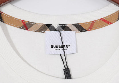 【Burberry】男女兼用、ご好評に付き再入荷！