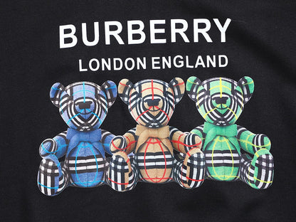 【 Burberry 旗艦店】ご好評に付き再入荷！！