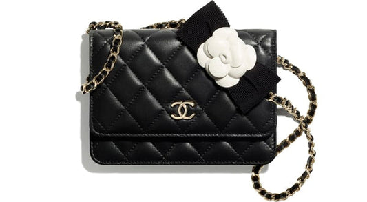 【CHANEL】ミニチェーン財布