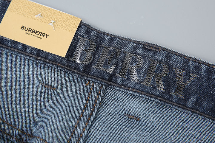 Burberry バーバリー ジーンズ