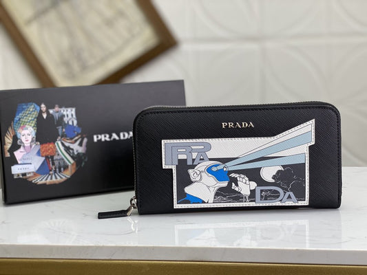 PRADA(プラダ) 財布19x12cm