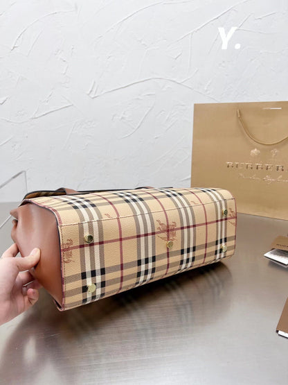 🤩Burberry ショッピングバッグ フラップバッグ