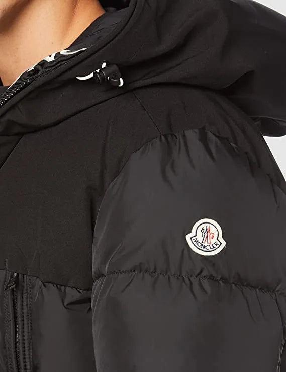 【MONCLER旗艦店】モンクレール ダウンジャケット ご好評に付き再入荷！！