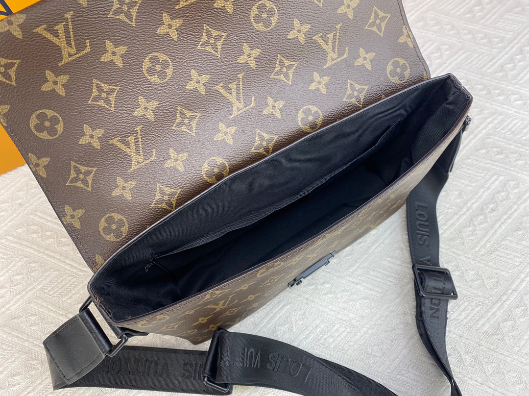 【人気】LV S-Cape モノグラムメッセンジャーバッグ ショルダー M46794 M23741