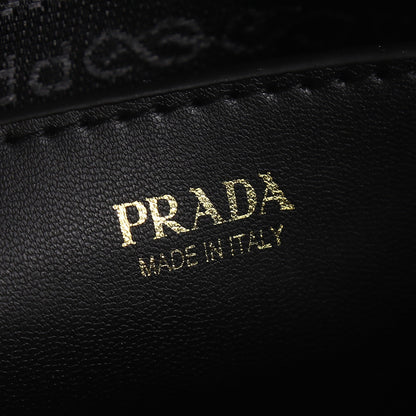 【PRADA 公式旗艦店】プラダ 斜めがけバッグ 当日出荷 好評に付き再入荷！21*14*6.5CM