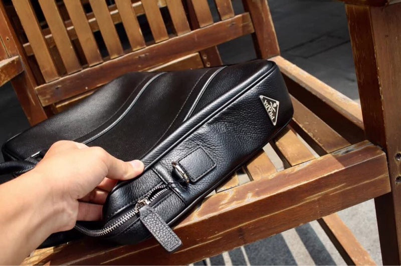【 PRADA 公式旗艦店】プラダ ブリーフケース 当日出荷 好評に付き再入荷！39*30*6CM