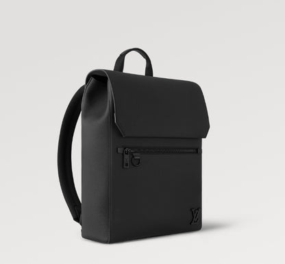 シルエットが美しい Louis Vuitton ファストライン バッグパック M21367