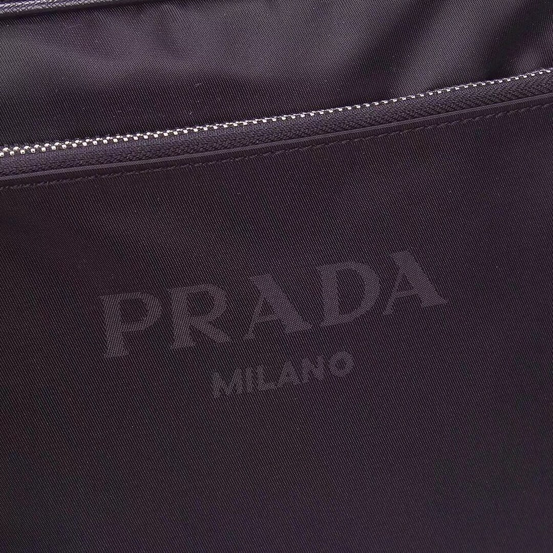 【PRADA 公式 旗艦店】プラダ 斜めがけバッグ 当日出荷 好評に付き再入荷！27*25*8CM