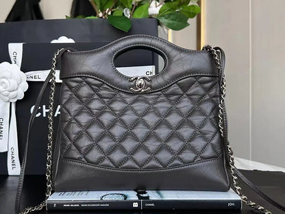 ★人気沸騰【 CHANEL 】CHANEL 31 ミニ ショッピング バッグ