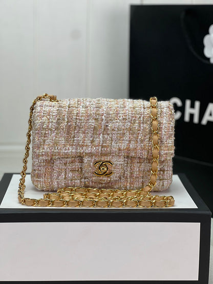 Chanel MINI CLASSIC FLAP BAG 1116