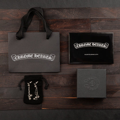 【CHROME HEARTS】 クロムハーツ ファッションスタイルのイヤリング