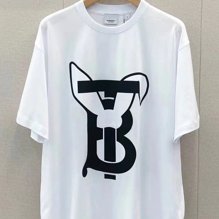 🔥2 つのうち 1 つが無料になります🔥🔥【Burberry】バーバリー )半袖 男女兼用、ご好評に付き再入荷！