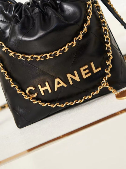 CHANEL 22 Bag Mini AS3980